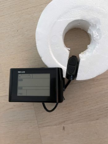 display SW LCD scaled e1611313770122 M8 Display till elcykel Ghostride