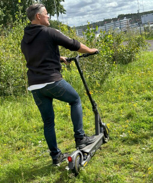 ssdffss scaled Bäst i test: Ninebot max G2 - peak 1000W - räckvidd 70 km