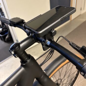 Mobilhållare för elscooter och cykel