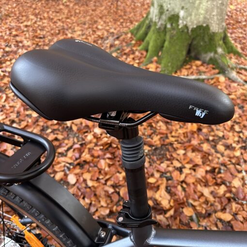 sadel scaled elcykel Elcykel DOUCHEBIKE 250W ELIT med remdrift - räckvidd 110km