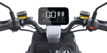 Yadea Y1S LCD Display 980x490 1 Elmoped YADEA Y1S Stålgrå