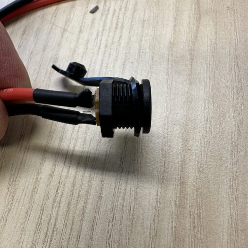 Laddkontakt 2,1mm dc 5,5mm - Image 3