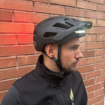 Alternative view of Cykelhjälm med belysning