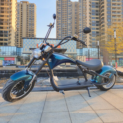 33 Fatbike elmoped M1 3000W är en replica av Harley Davidsson. Väldigt stadig och behaglig körning. Fatbike elmoped M1 - 3000W peak - räckvidd 70 km