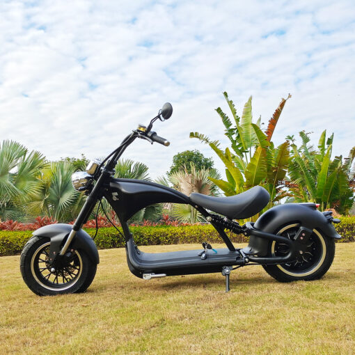 55 Fatbike elmoped M1 3000W är en replica av Harley Davidsson. Väldigt stadig och behaglig körning. Fatbike elmoped M1 - 3000W peak - räckvidd 70 km