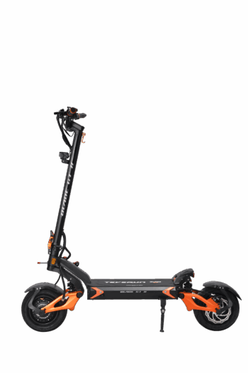 TEVERUN Blade GT II – 85 km/h – Räckvidd 80km 13 9 Elsparkcykel i premiumklass med hög toppfart och full säkerhetsutrustning. 🏁 <strong>Hastighet – 85 km/h</strong> 🔋 <strong data-start="580" data-end="603">Räckvidd – 80 km ⚙️ Elmotor – 4800 W</strong> TEVERUN Blade GT II – 85 km/h – Räckvidd 80km