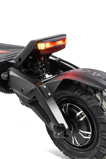 TEST LAYOUT TABS 11 rear multilink suspension Den snabbaste och mest <strong>kraftfulla</strong> elscootern på marknaden – utrustad med det <strong>starkaste batteriet</strong> som finns. 🏁 <strong>Hastighet – 110 km/h</strong> 🔋 <strong data-start="580" data-end="603">Räckvidd – 170 km ⚙️ Elmotor – 4000 W</strong> FRI FRAKT INOM EU TEST LAYOUT TABS